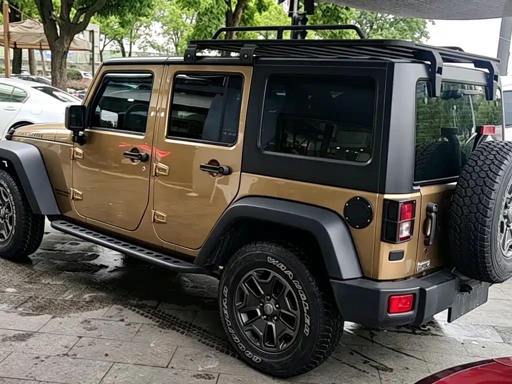 Wrangler 2015 3.6L Rubicon four-door version купить на сайте DeffCars