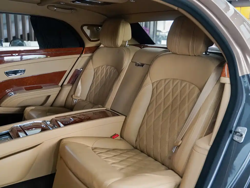Mulsanne 2017 6.8T long wheelbase version купить на сайте DeffCars
