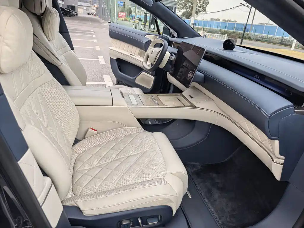NIO ET9 2025 model 102kWh signature version купить на сайте DeffCars