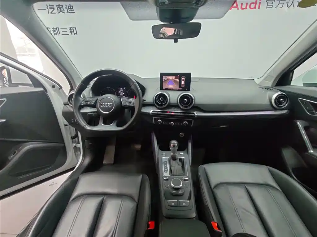 Audi Q2L 2024 35TFSI fashionable and dynamic купить на сайте DeffCars