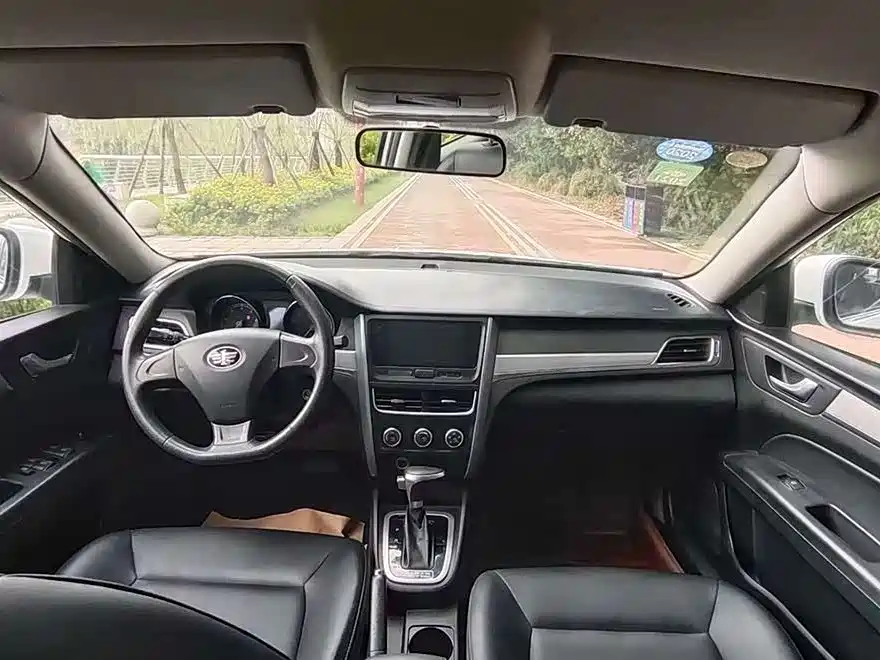 Pentium B30 2019 1.6L automatic comfort type купить на сайте DeffCars