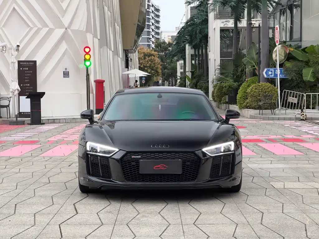 Audi R8 2017 V10 Coupe купить на сайте DeffCars