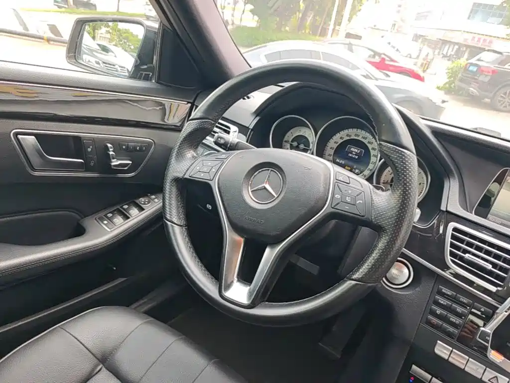 Mercedes E-Class 2015 E 260 L Sports купить на сайте DeffCars