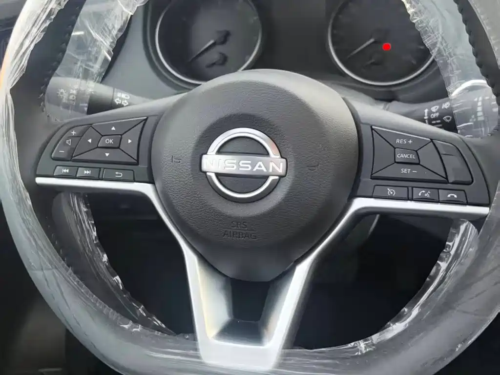 Qashqai 2025 Honor 2.0L CVT XV+ Leading Edition купить на сайте DeffCars