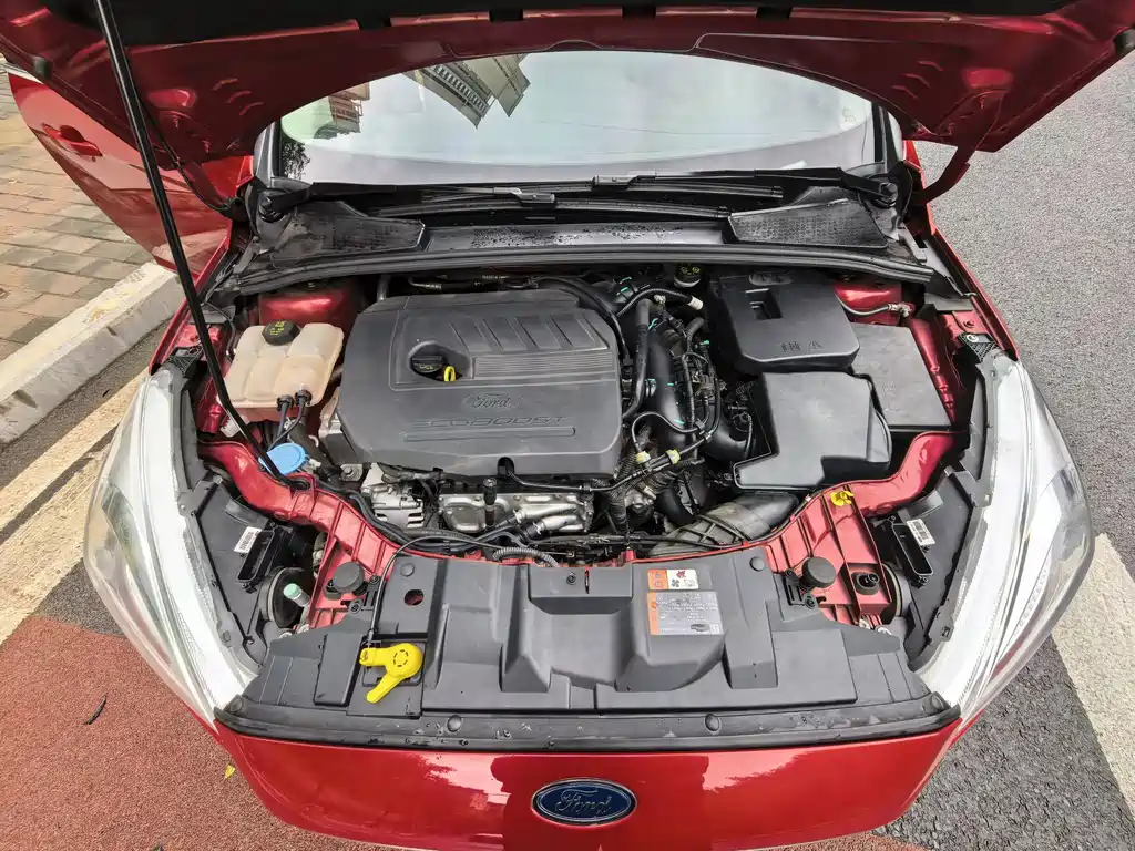 Focus 2017 Hatchback EcoBoost 180 Automatic Elite купить на сайте DeffCars