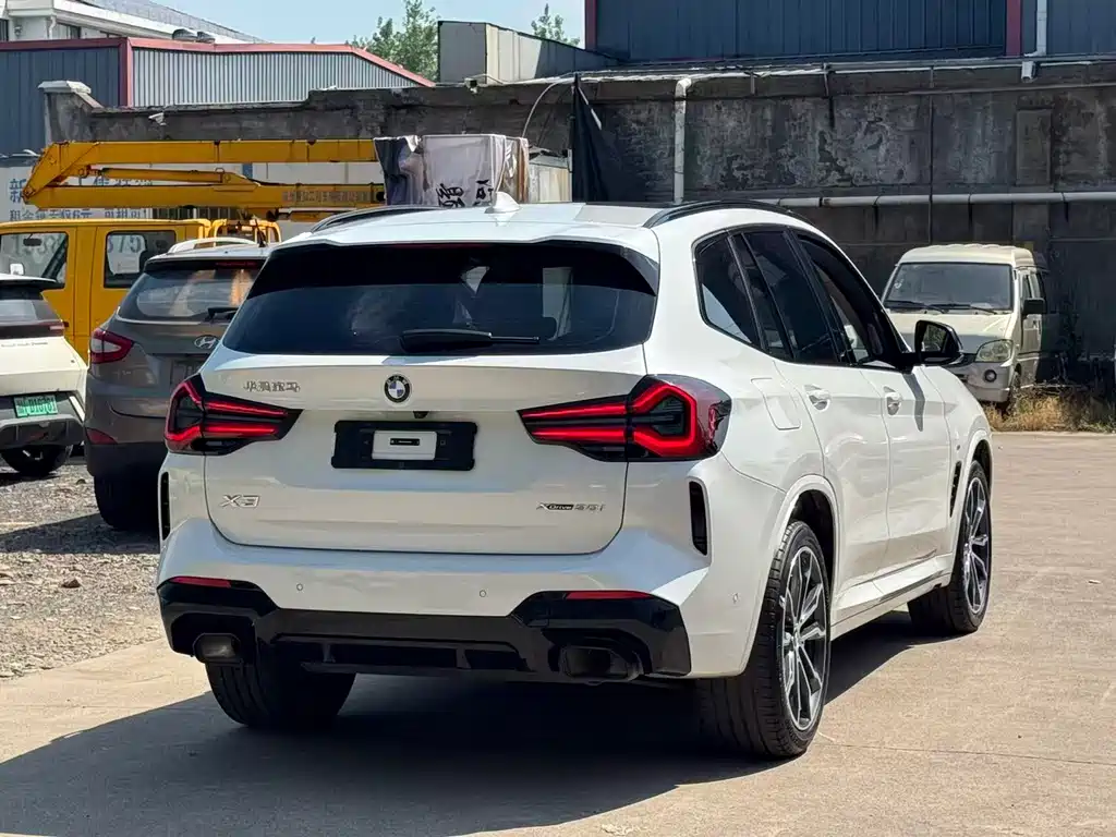 BMW X3 2023 Facelift xDrive30i Leading M Night Package купить на сайте DeffCars