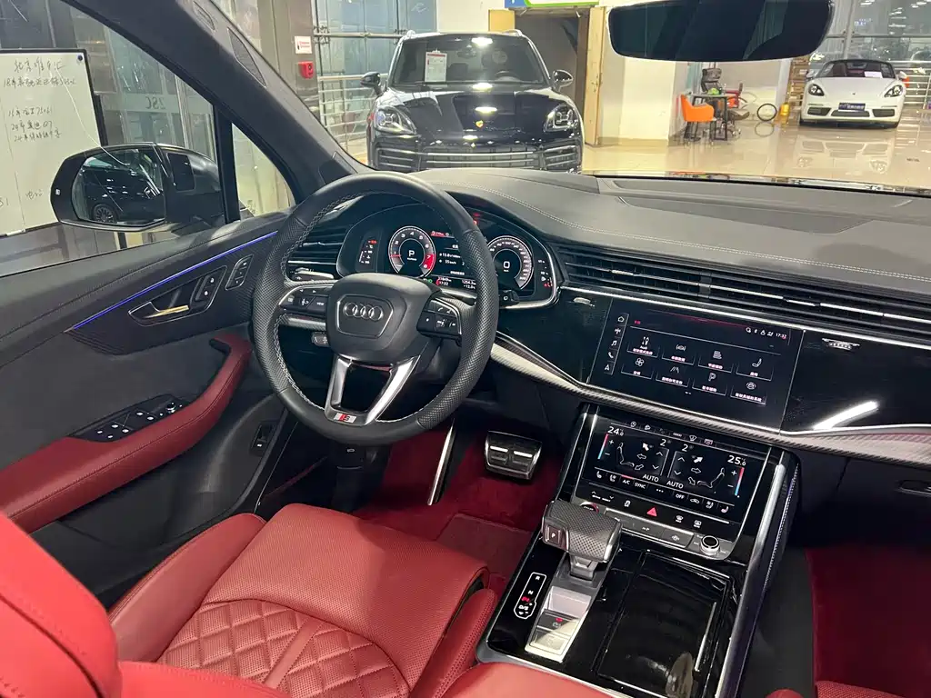 Audi SQ7 2024 Model 4.0 TFSI купить на сайте DeffCars