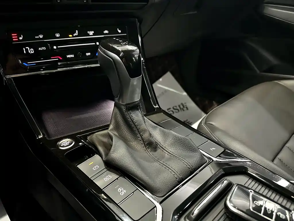 Passat 2023 330TSI Elite Edition купить на сайте DeffCars