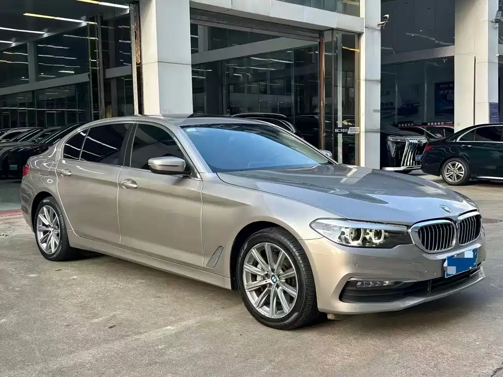 BMW 5 Series 2018 528Li Special Edition launched купить на сайте DeffCars