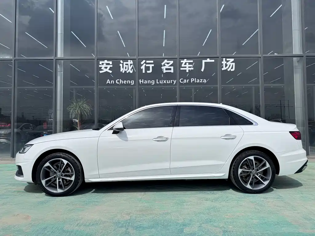 Audi A4L 2020 40 TFSI Fashionable and Dynamic купить на сайте DeffCars