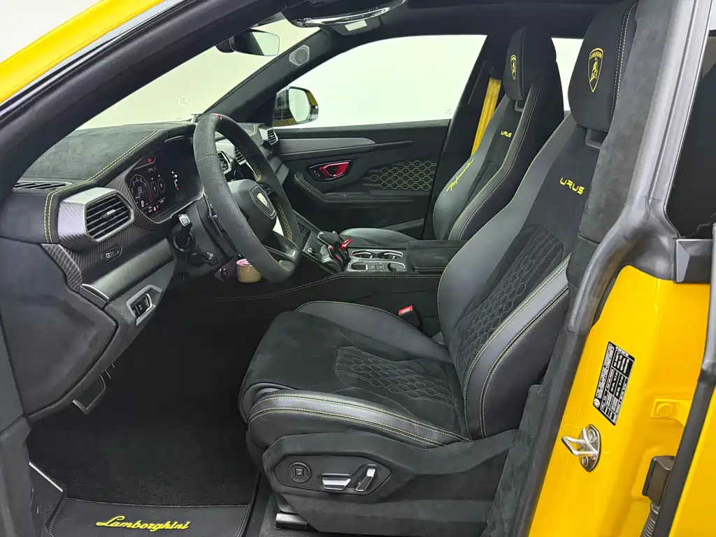 Urus 2022 4.0T V8 Performante купить на сайте DeffCars