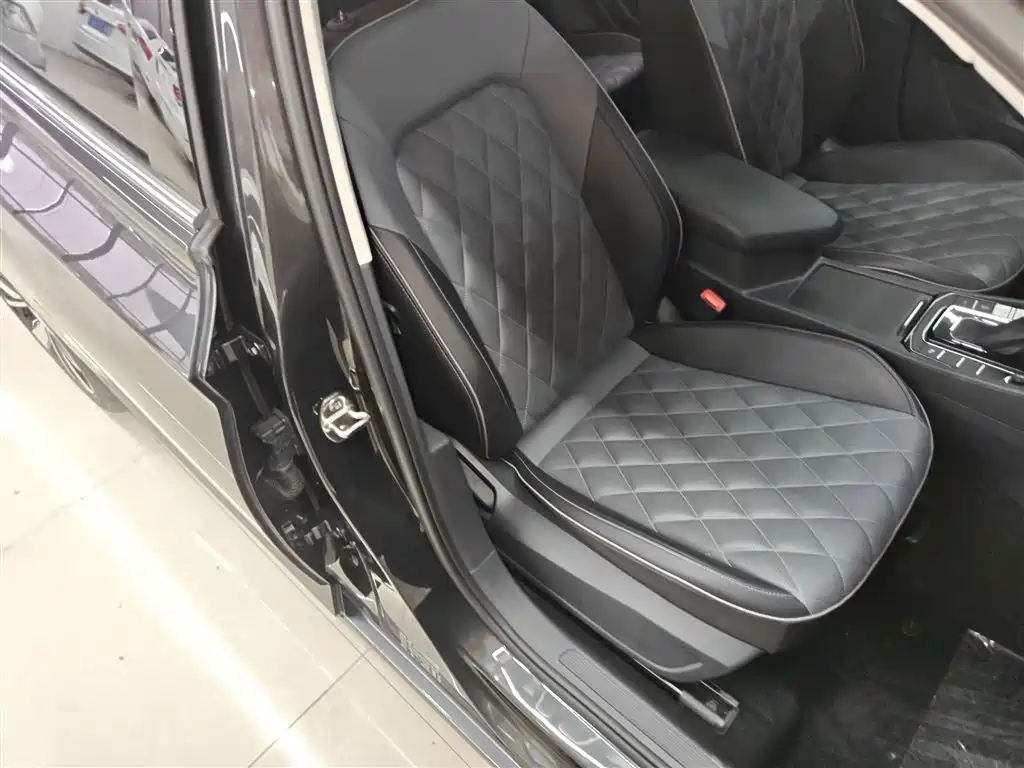 Sagitar 2023 300TSI DSG Super Edition купить на сайте DeffCars