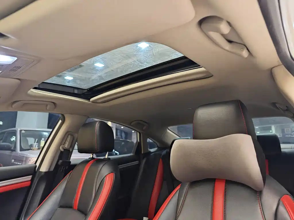 Civic 2019 220TURBO CVT Dynamic Edition National V купить на сайте DeffCars
