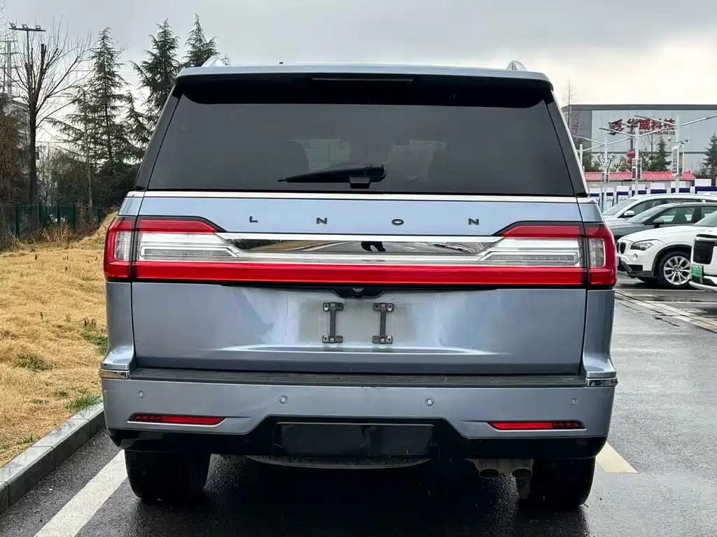 Navigator 2020 3.5T President Series купить на сайте DeffCars