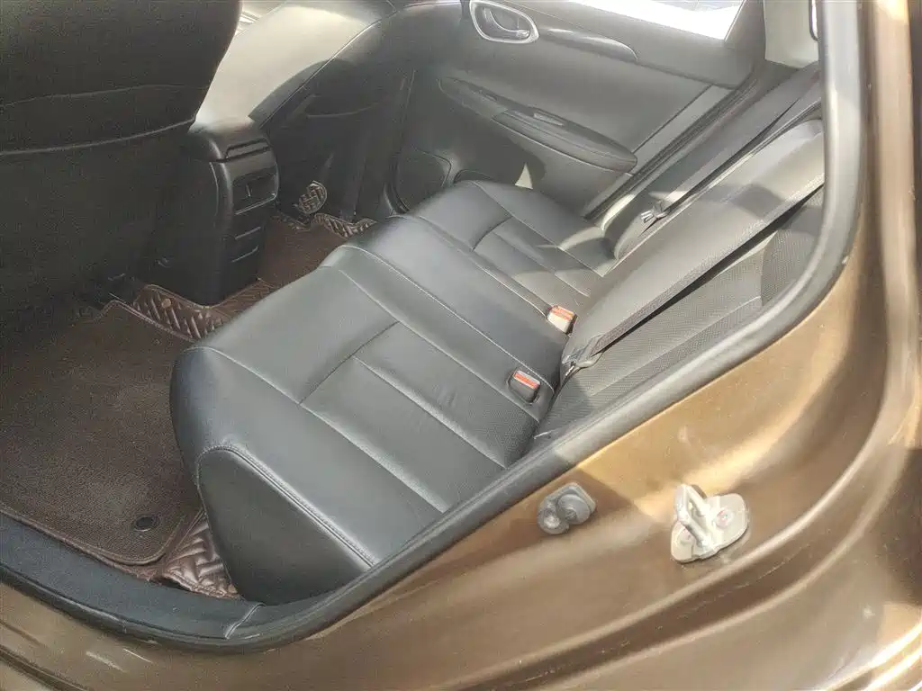 Sylphy 2018 1.6XV CVT Exclusive Edition купить на сайте DeffCars