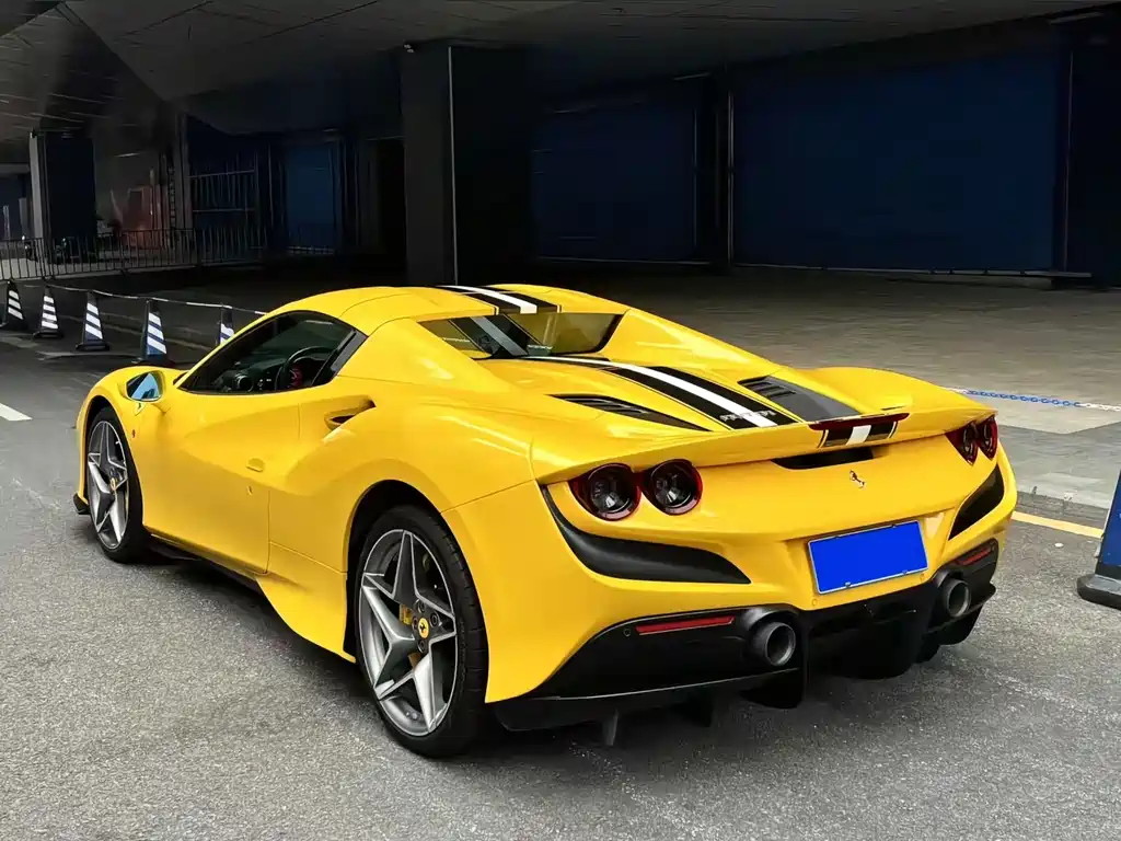 Ferrari F8 2020 Spider 3.9T V8 купить на сайте DeffCars