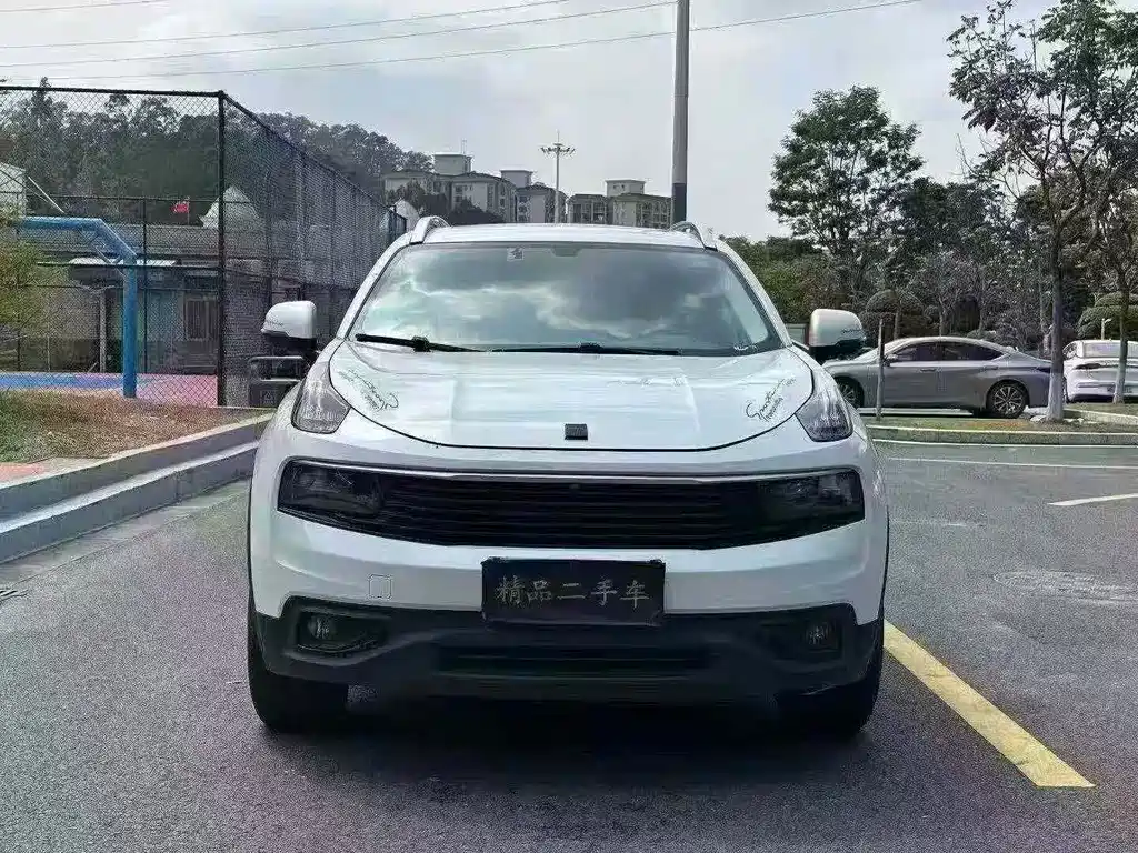 Lynk & Co 01 2019 2.0T two-wheel drive pure version, National VI купить на сайте DeffCars