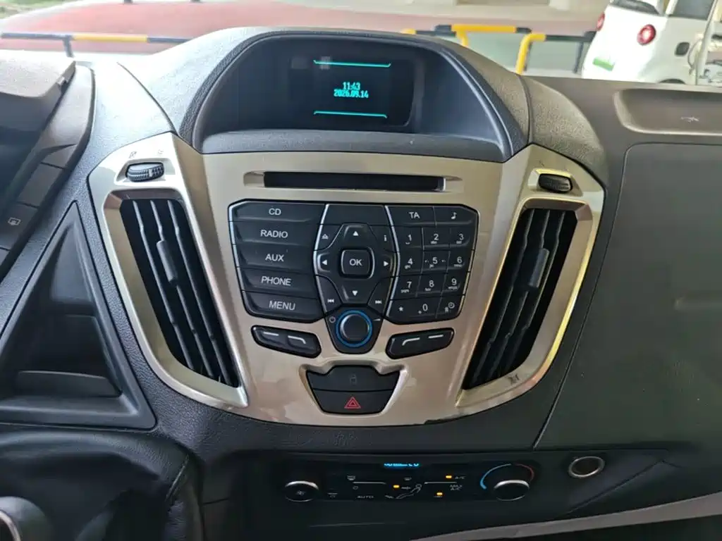 Tourio 2016 2.0T Manual Elite Edition купить на сайте DeffCars