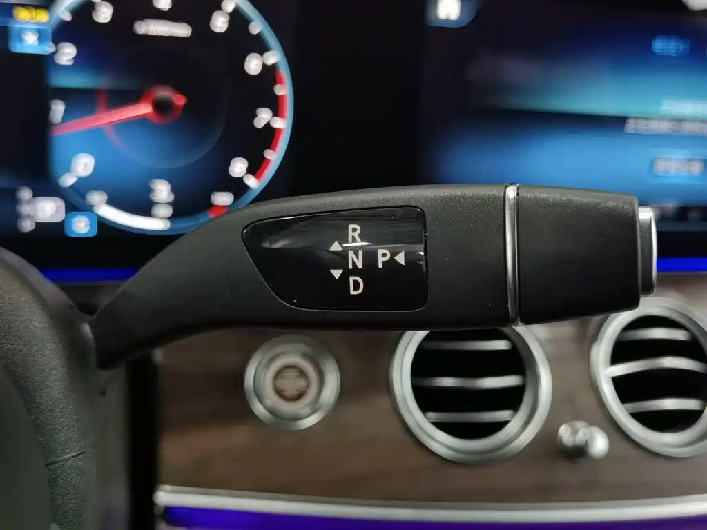 Mercedes-Benz E-Class 2023 facelift E 300 L fashionable model купить на сайте DeffCars