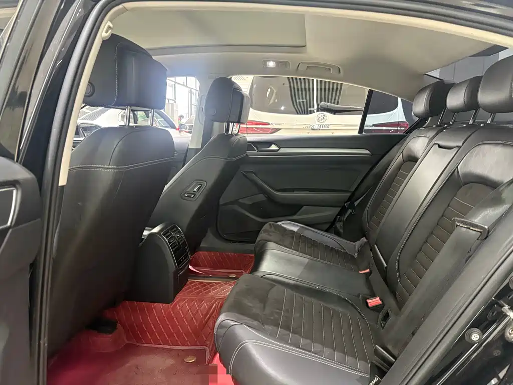 Magotan 2020 330TSI DSG luxury model купить на сайте DeffCars