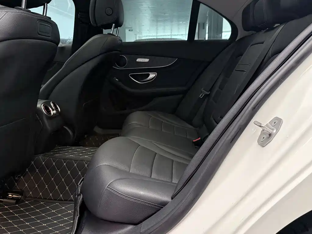 Mercedes-Benz C-Class 2017 C 200 L Sports Edition купить на сайте DeffCars