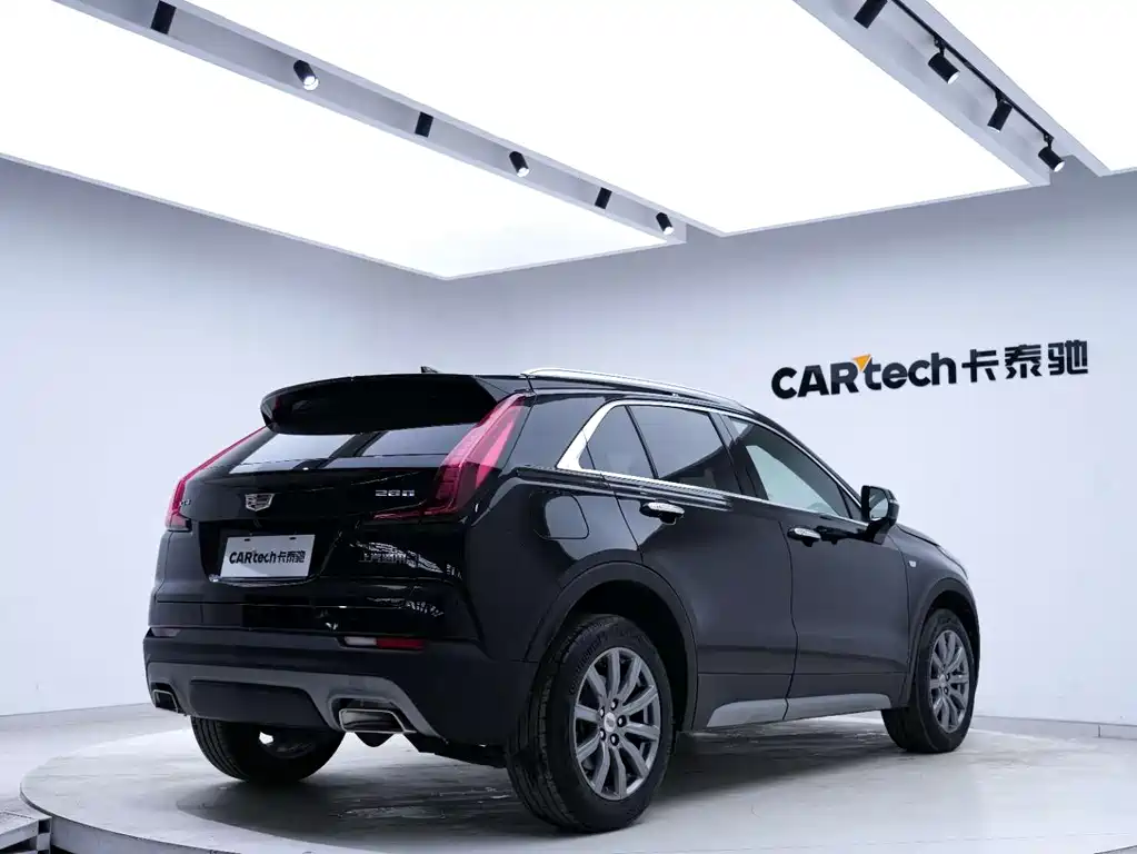 Cadillac XT4 2023 28T two-wheel drive luxury model купить на сайте DeffCars