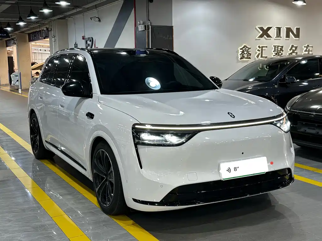 Wenjie M8 2025 extended range Max+ version 53.4kWh 5-seater version купить на сайте DeffCars