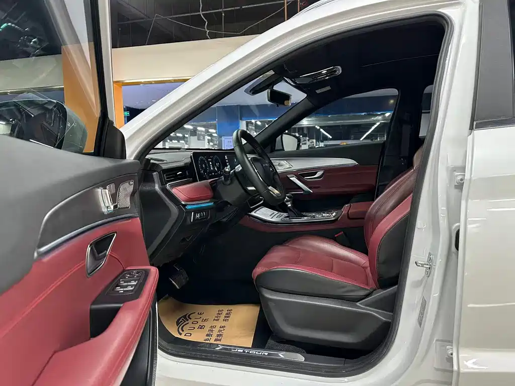 Jietu X70 PLUS 2021 model 1.6T DCT star 5 seats купить на сайте DeffCars