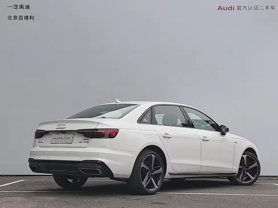 Audi A4L 2025 model 2 million Yuexiang version 40 TFSI luxury and dynamic model купить на сайте DeffCars