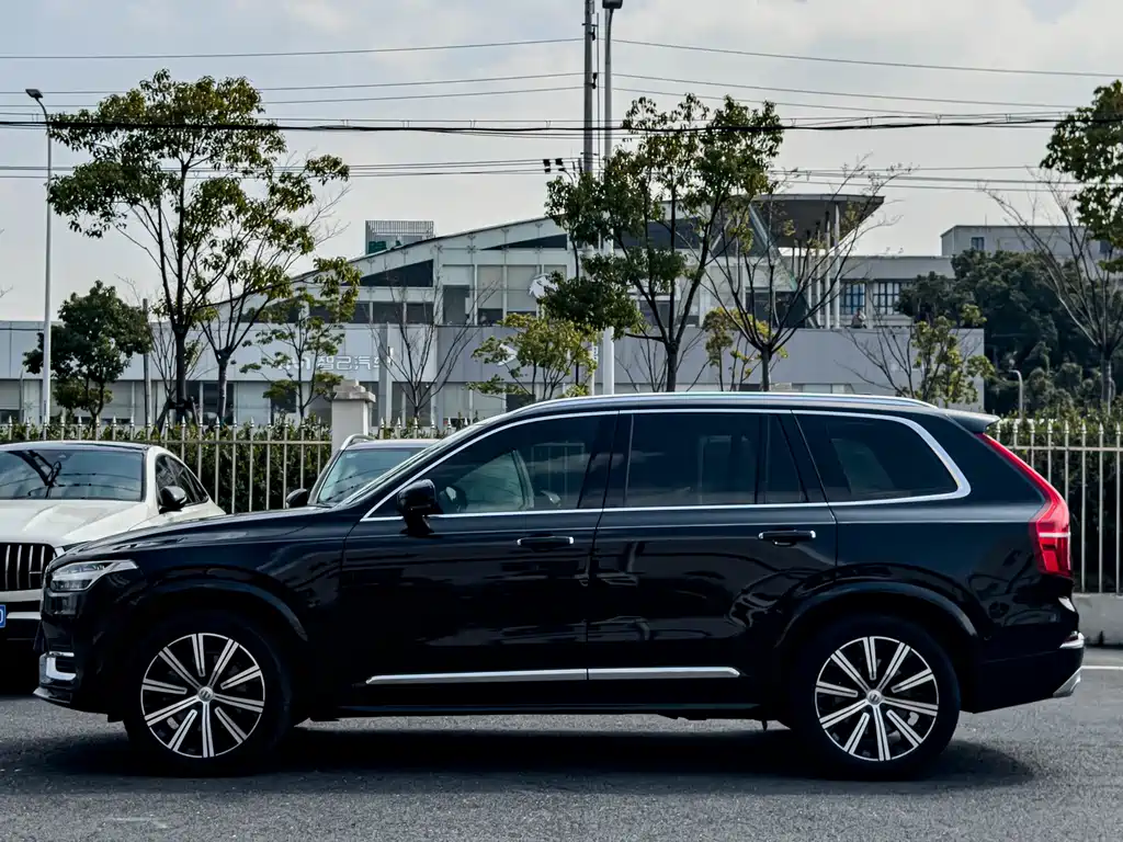 Volvo XC90 2021 B6 Zhiya Luxury Edition 7 seats купить на сайте DeffCars