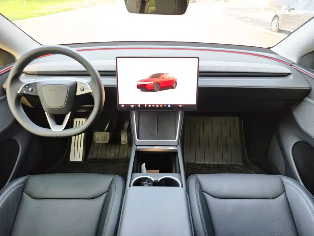 Model Y 2025 rear-wheel drive version купить на сайте DeffCars