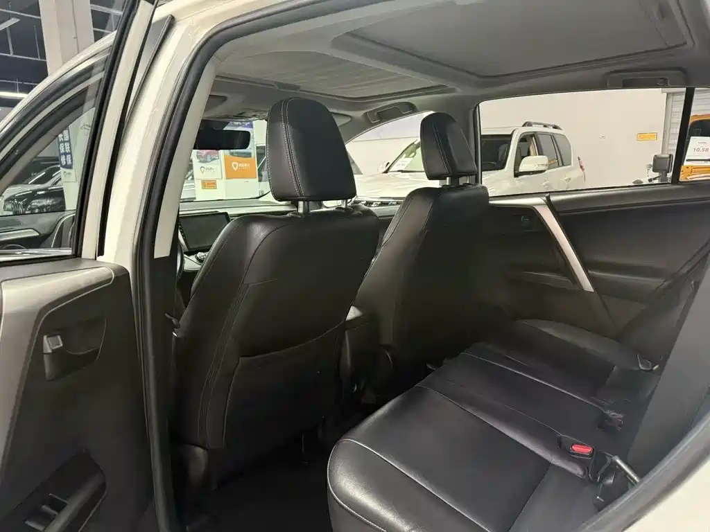 RAV4 Rongfang 2018 2.5L automatic four-wheel drive Elite i version купить на сайте DeffCars