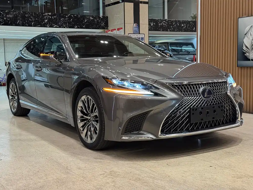 Lexus LS 2018 500h Executive Edition National V купить на сайте DeffCars