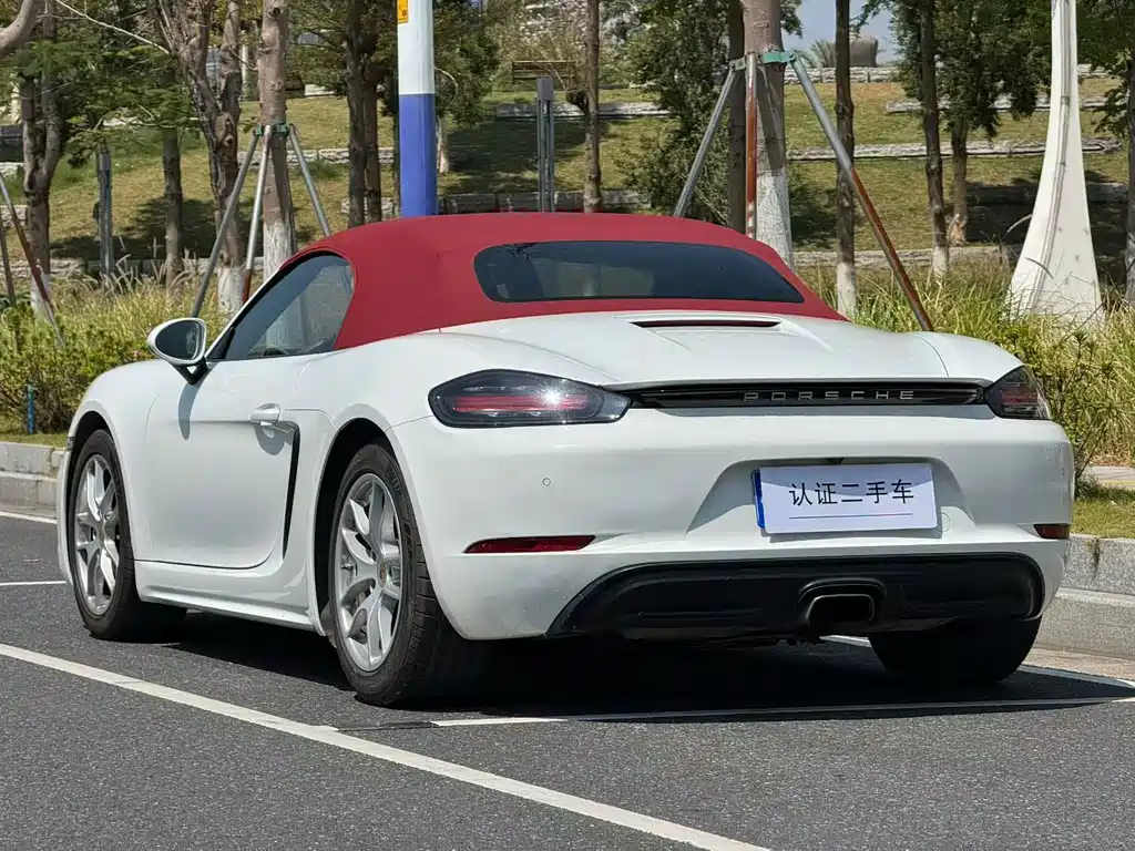 Porsche 718 2016 Boxster 2.0T купить на сайте DeffCars