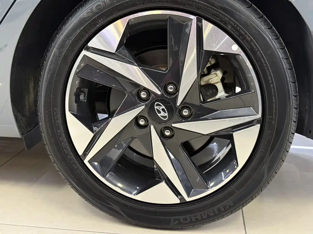Elantra 2021 1.5L CVT TOP flagship version купить на сайте DeffCars
