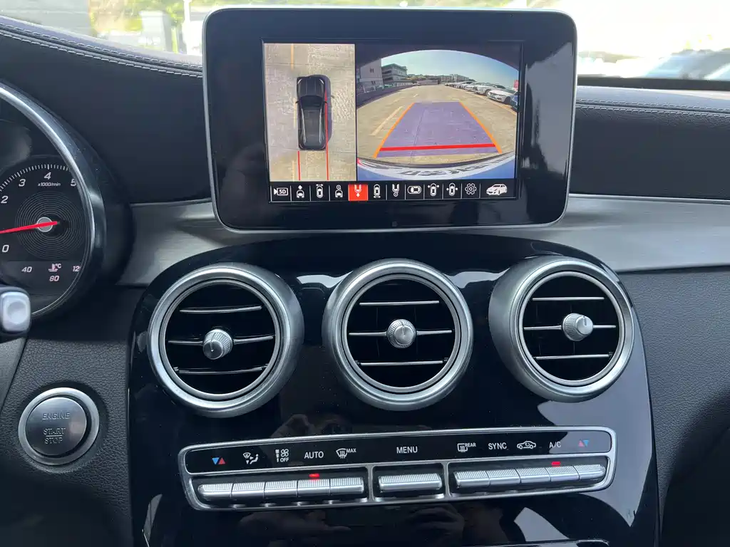 Mercedes-Benz GLC 2018 facelift GLC 200 4MATIC купить на сайте DeffCars