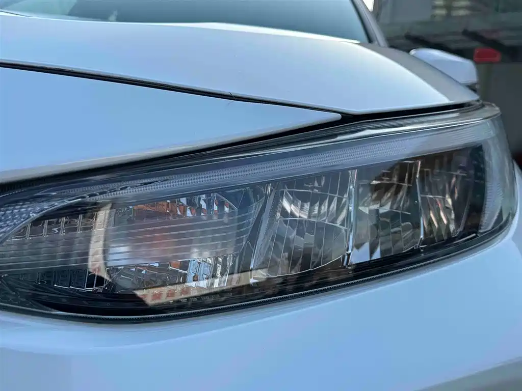 Wilanda 2022 2.0L CVT two-wheel drive luxury version купить на сайте DeffCars