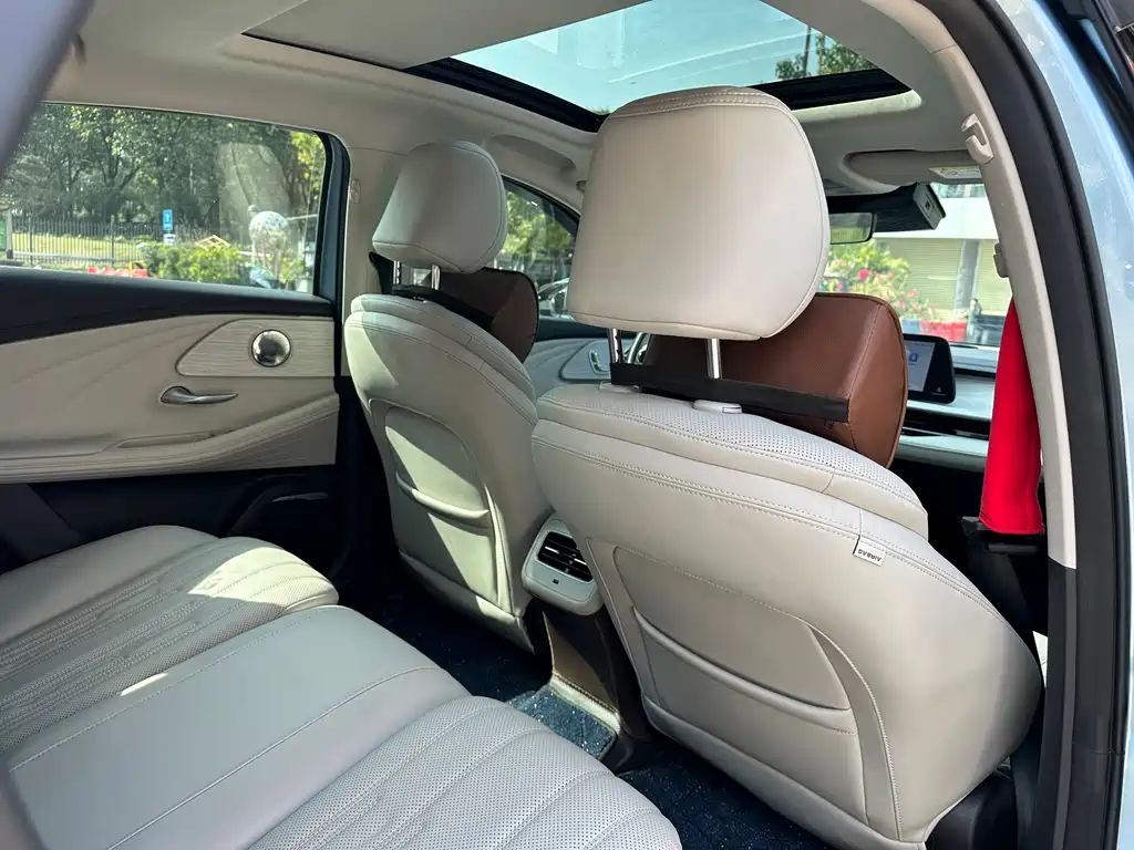 Fengyun A8 2024 127 Voyage Edition Luxury купить на сайте DeffCars