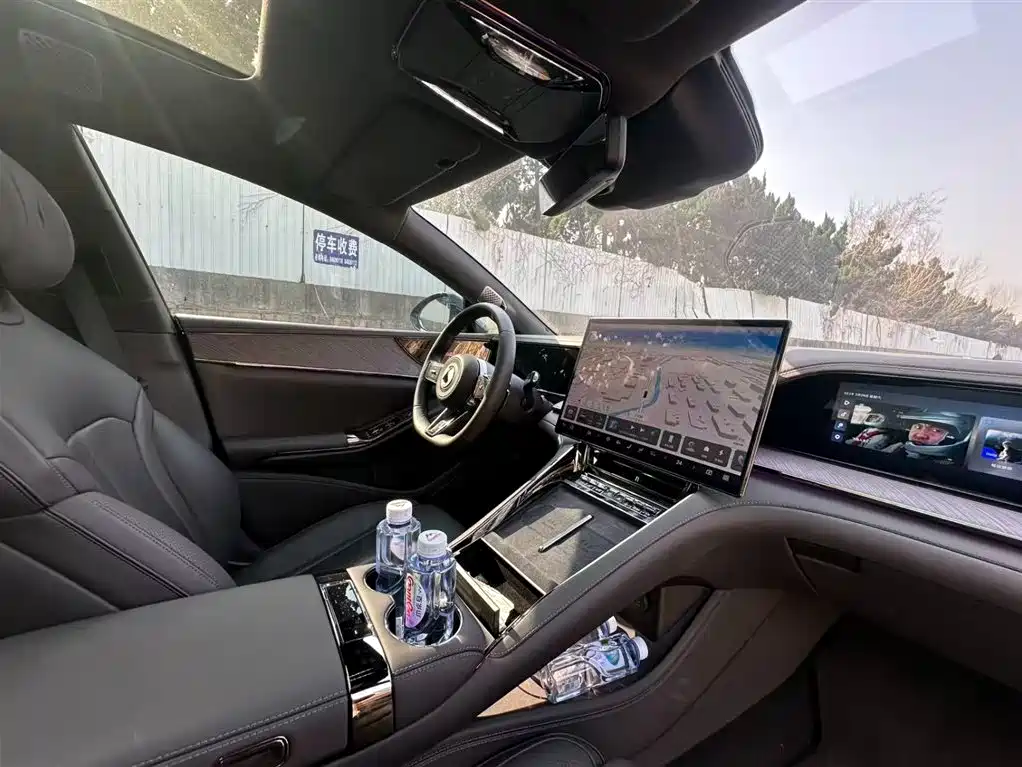 Denza Z9 2024 1100km four-wheel drive Ultra version купить на сайте DeffCars