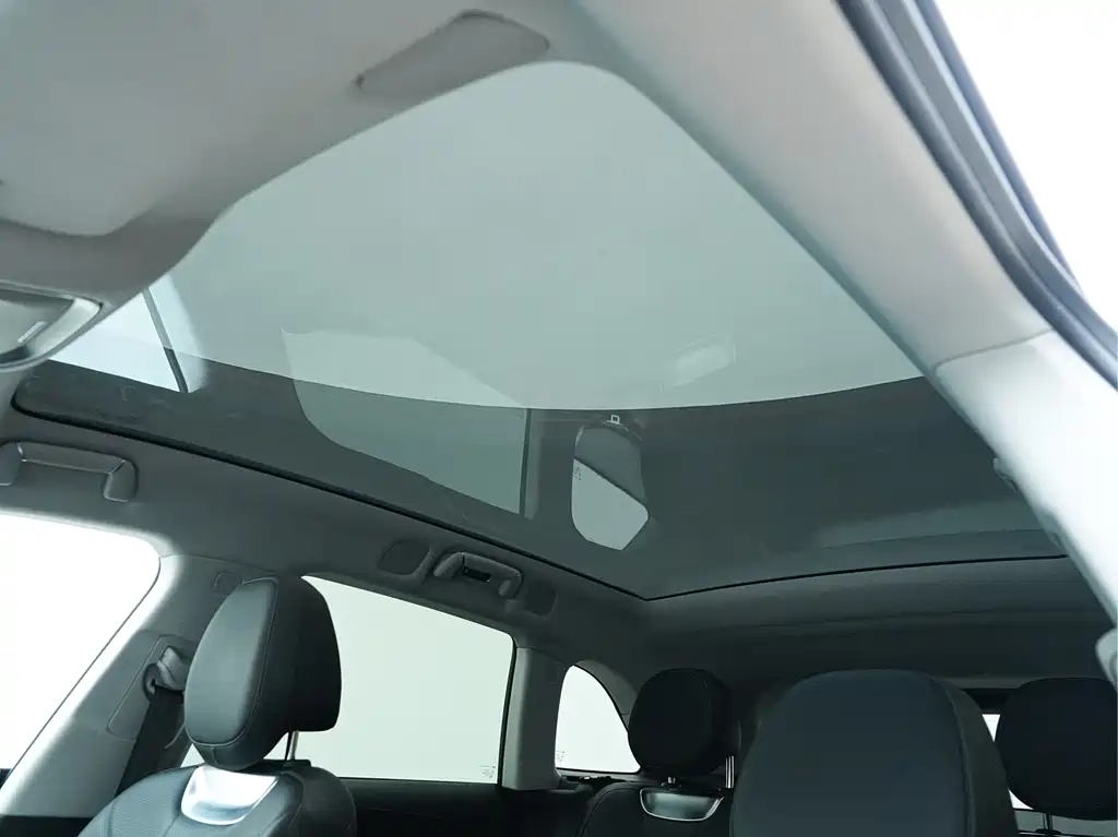 Xpeng G9 2024 570 Max купить на сайте DeffCars