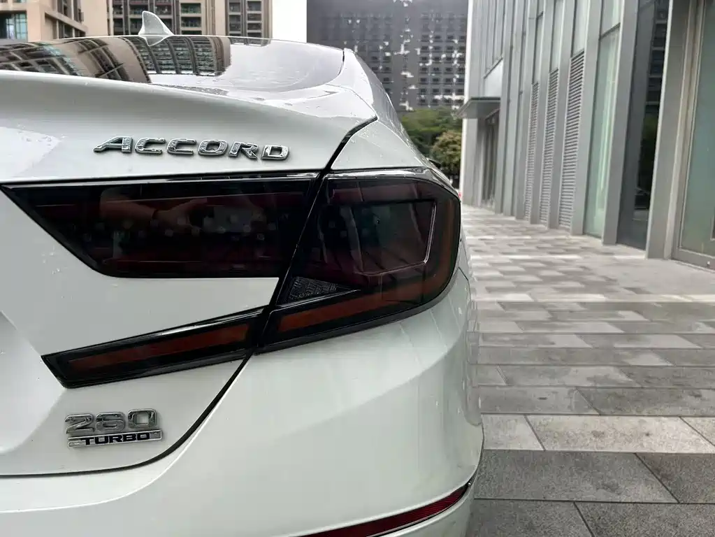 Accord 2018 Sharp Hybrid 2.0L Sharp Collar Edition National VI купить на сайте DeffCars