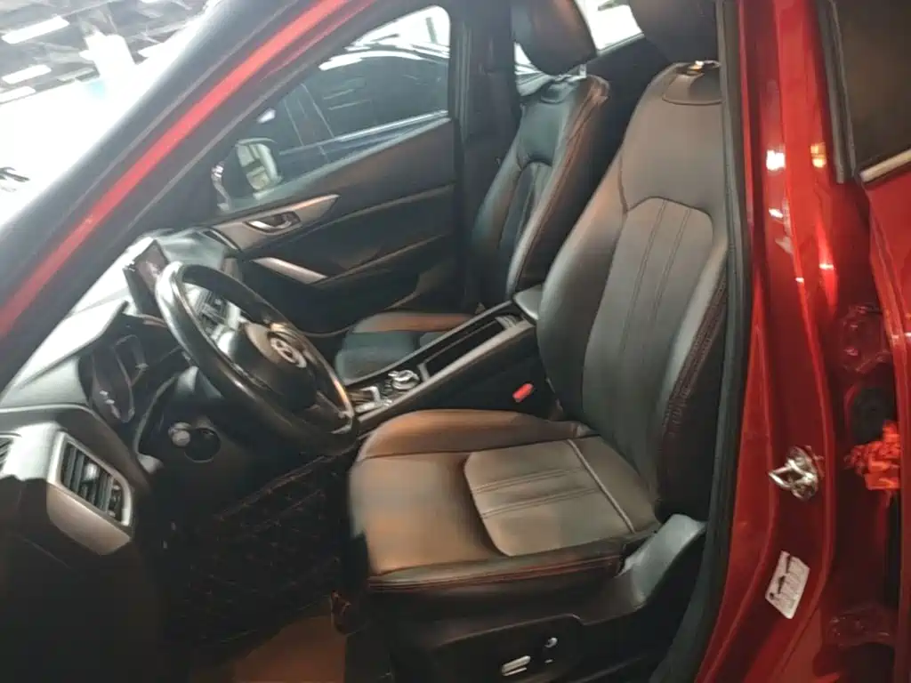 Mazda CX-4 2016 2.0L automatic two-wheel drive Blue Sky Vibrant Edition купить на сайте DeffCars