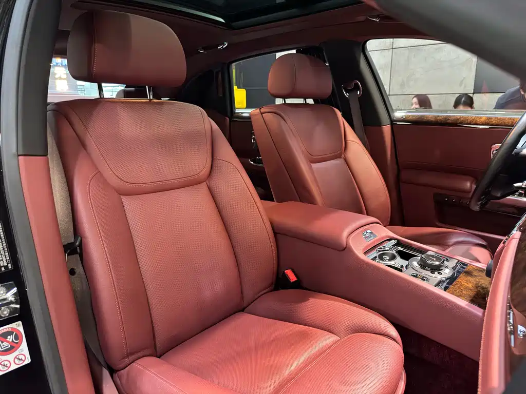 Ghost 2015 Series II Extended Edition купить на сайте DeffCars