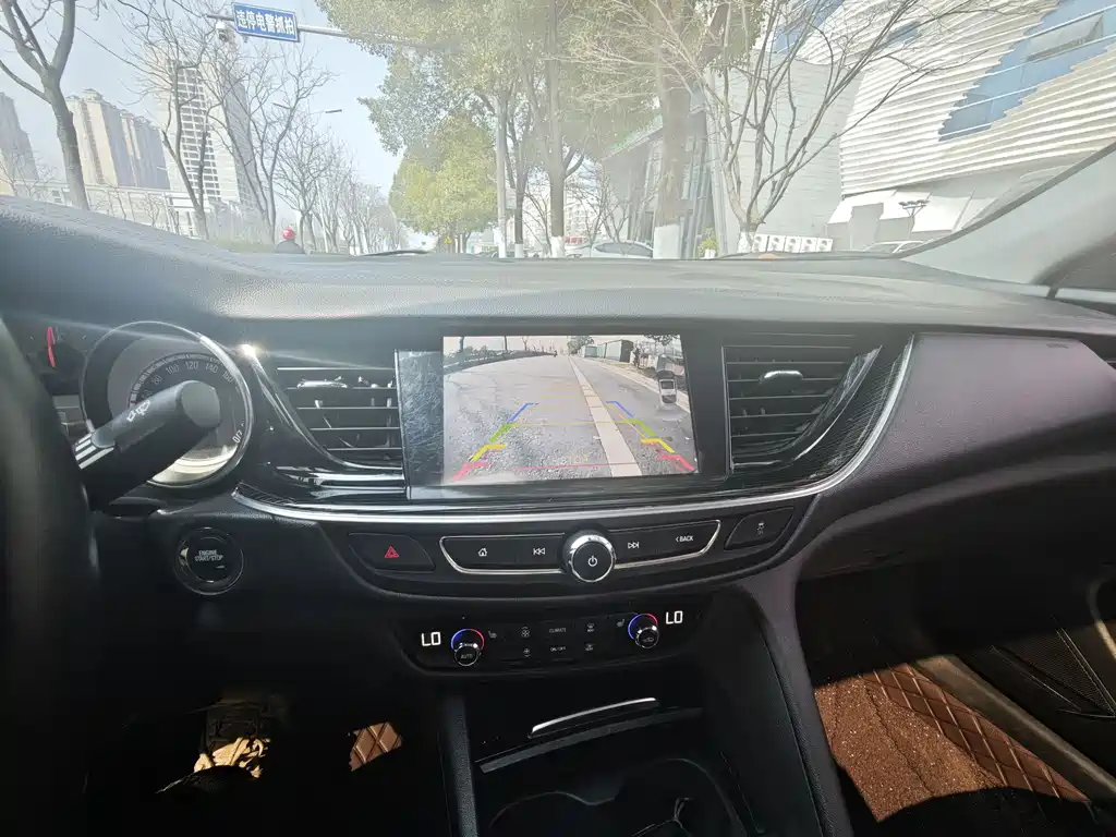 Regal 2019 20T Elite National VI купить на сайте DeffCars