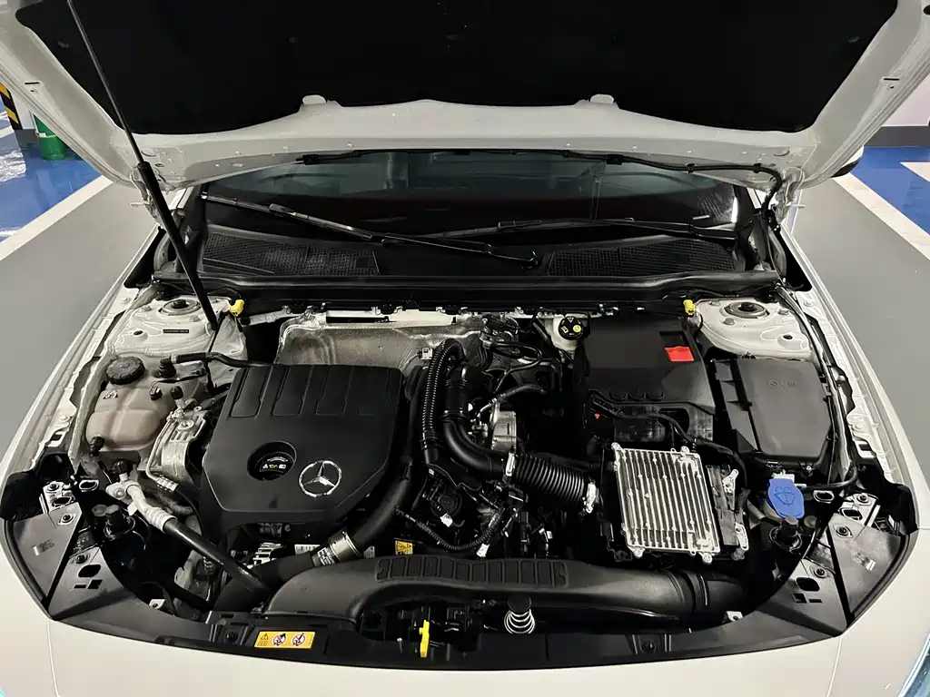 Mercedes-Benz A-Class 2023 A 200 L Fashion Model купить на сайте DeffCars