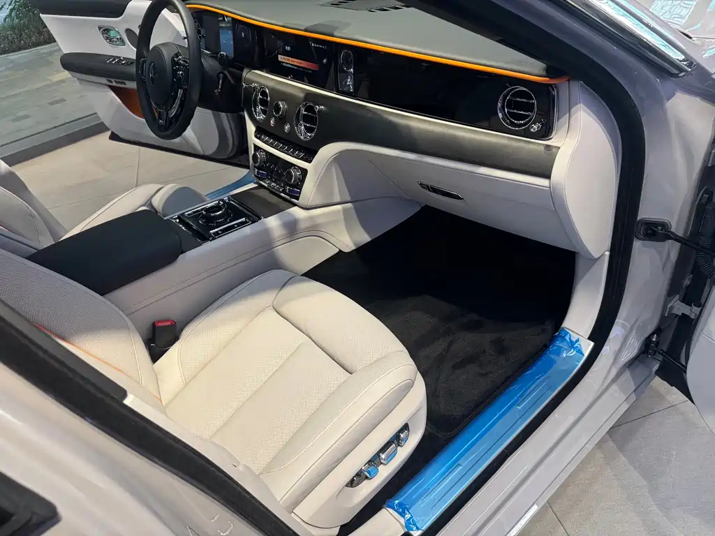 Ghost 2024 6.7T long wheelbase version купить на сайте DeffCars