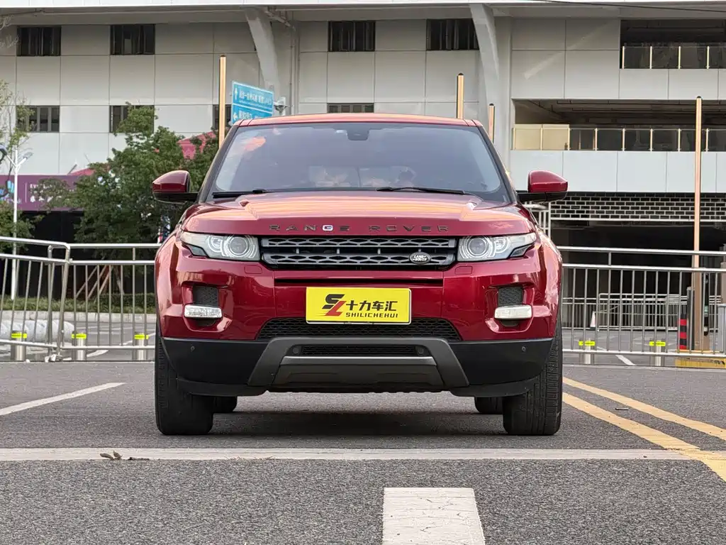 Range Rover Evoque imported 2015 2.0T 5-door Yaoxiang Edition купить на сайте DeffCars