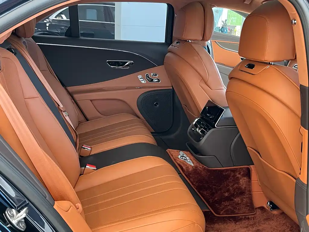 Flying Spur 2024 4.0T V8 Standard Edition купить на сайте DeffCars