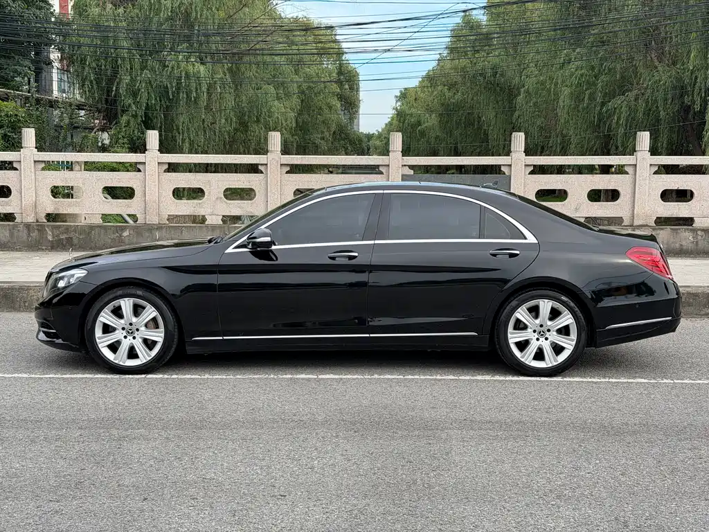 Mercedes S-Class 2017 S 400L купить на сайте DeffCars