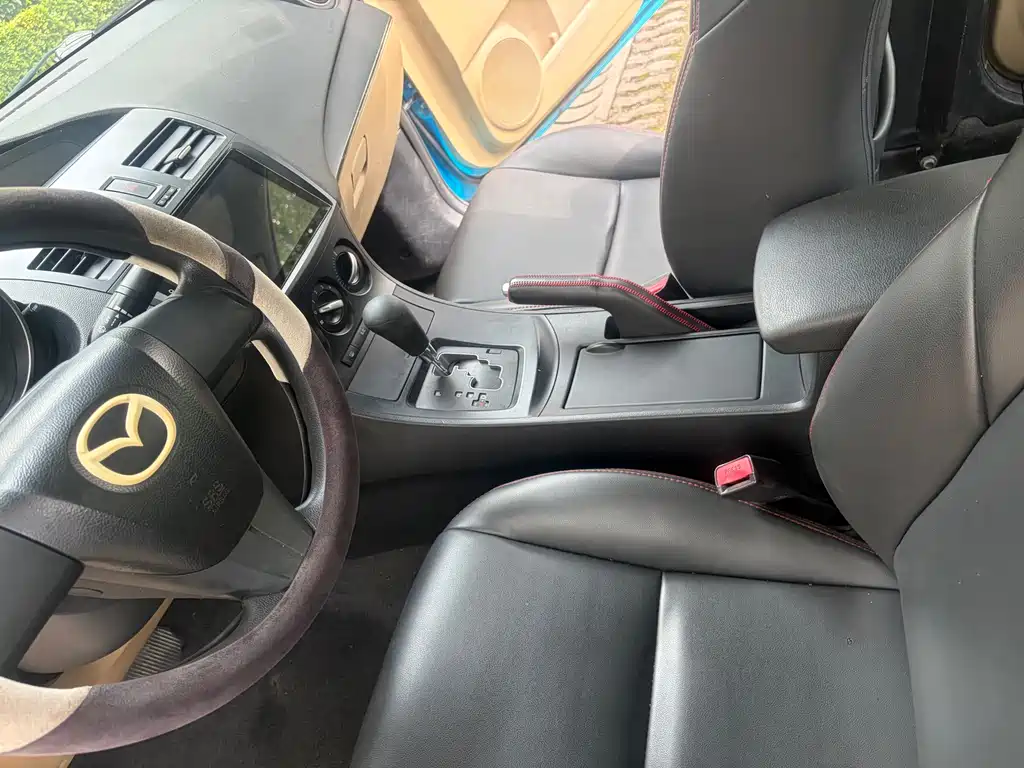 Mazda 3 Star 2011 Sedan 1.6L Automatic Elite купить на сайте DeffCars